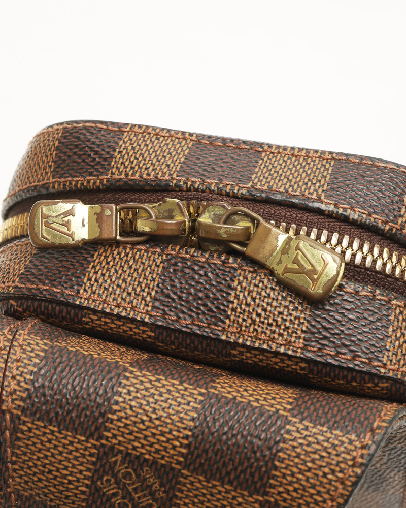 Louis Vuitton Damier Geronimo Sling Bag