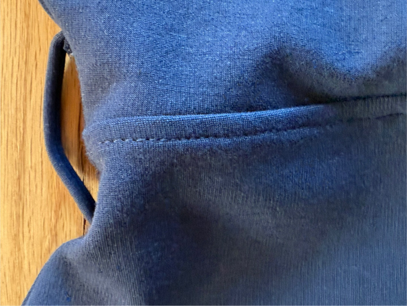 Gucci Atemberaubendes Gucci Stretch-Top mit gekreuzter Front!