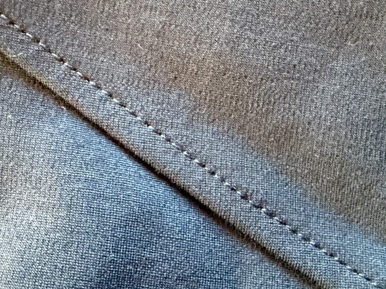 Gucci Atemberaubendes Gucci Stretch-Top mit gekreuzter Front!