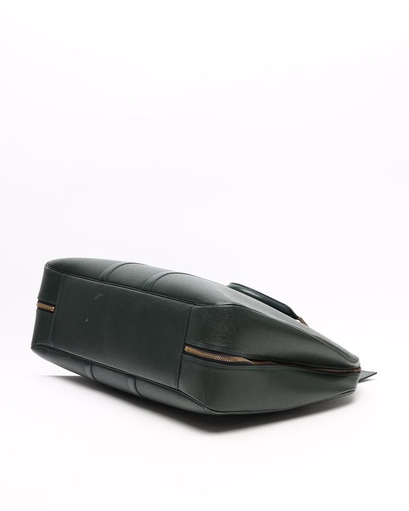 Louis Vuitton Taiga Helanga 1 Poche Travel Bag