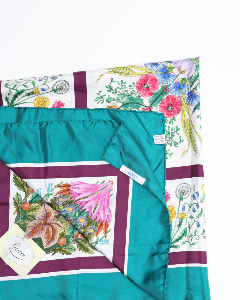 Gucci 80 Floral Silk Scarf