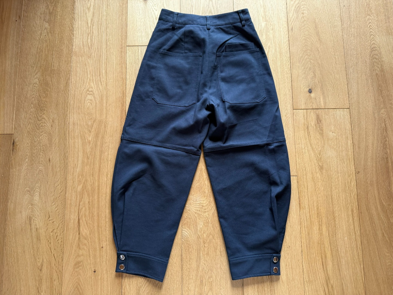 Tibi Pantalon cheville en sergé de coton Brancusi