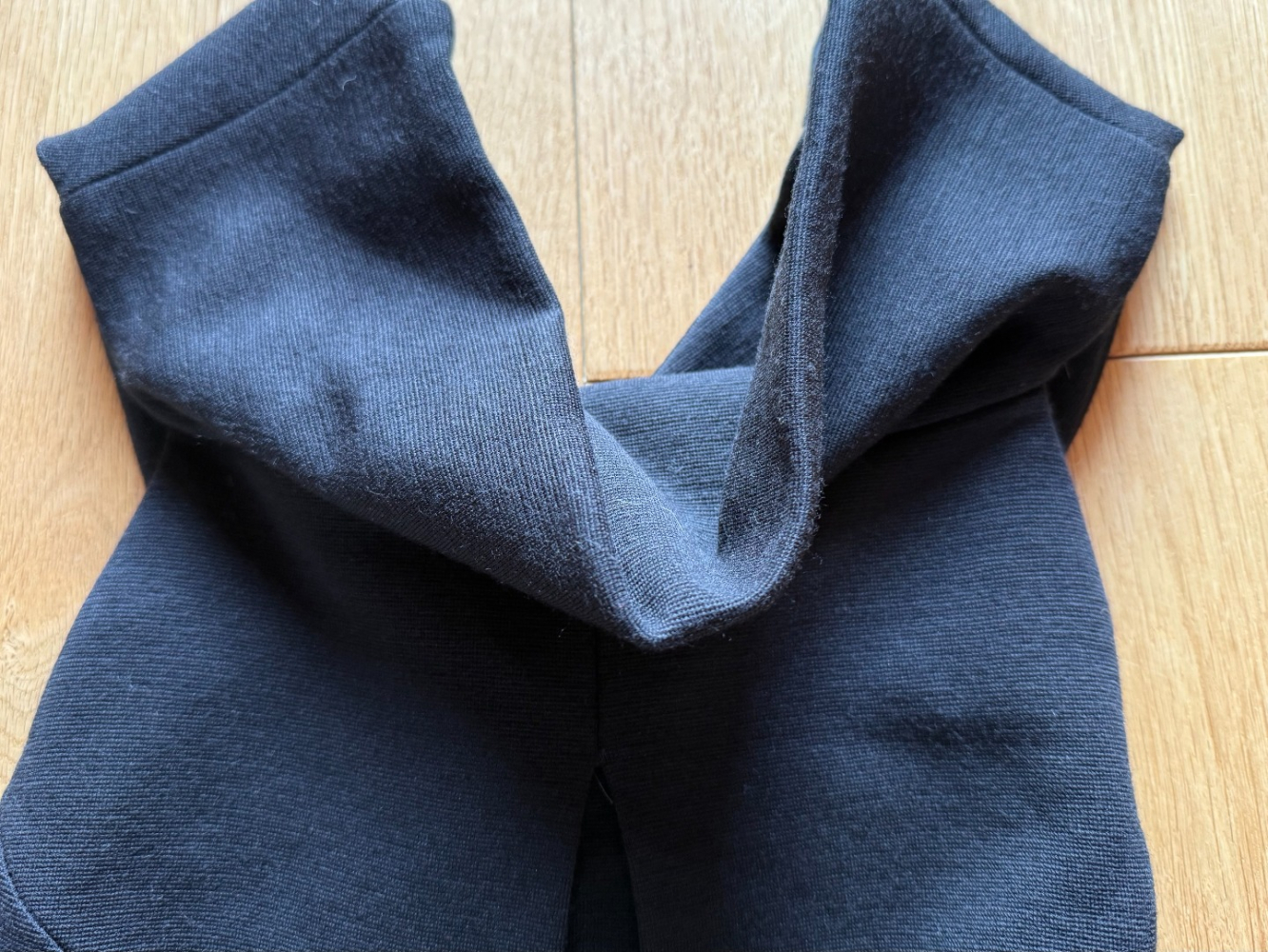 Giorgio Armani Spektakuläres, schwungvolles Trapezkleidchen