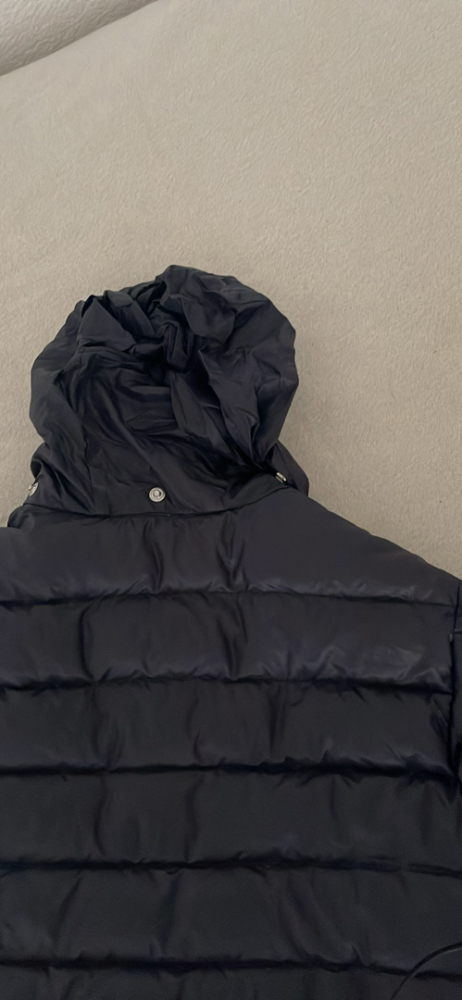 Moncler Dist
