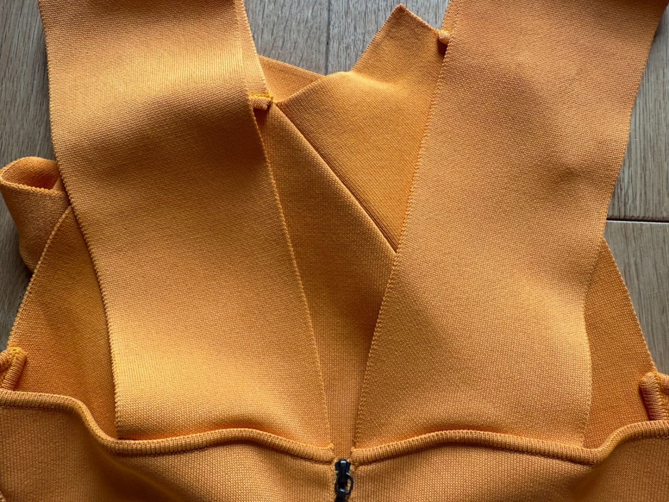 Roland Mouret Robe de défilé, sculptée et extensible