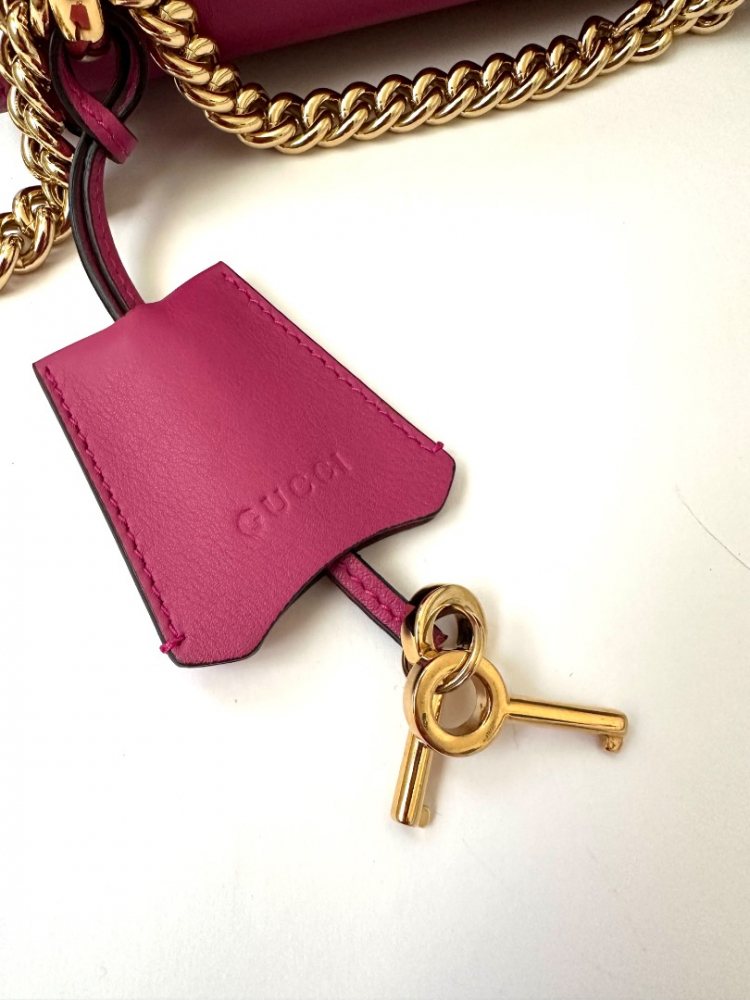 Gucci Sac à chaîne avec cadenas