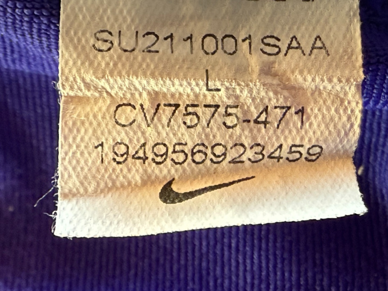 Nike Adorable petite jupe de tennis Nike, avec un short en dessous ! L