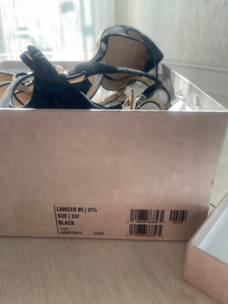 Jimmy Choo Lancer 85