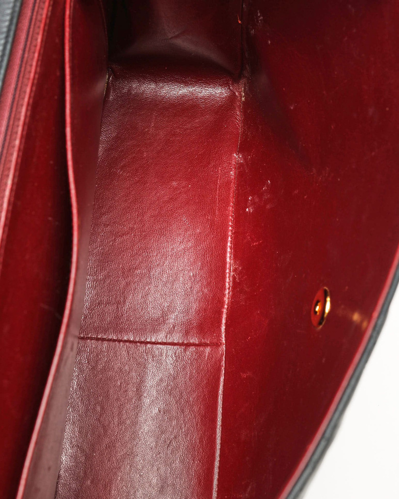 Chanel Classic Maxi Single Flap Bag