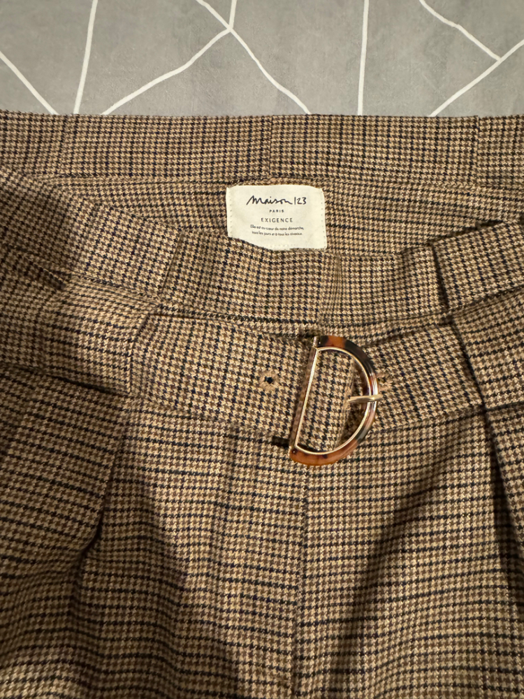 Maison 123 Straight-leg trousers/ Chino style