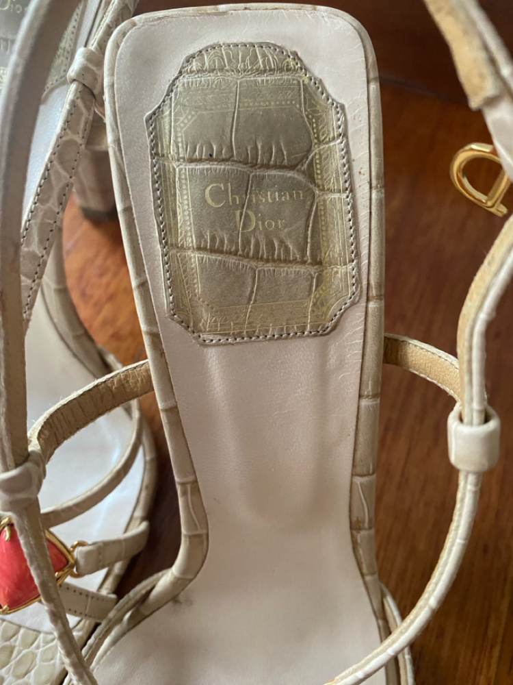 Christian Dior Sandales à bijoux en alligator