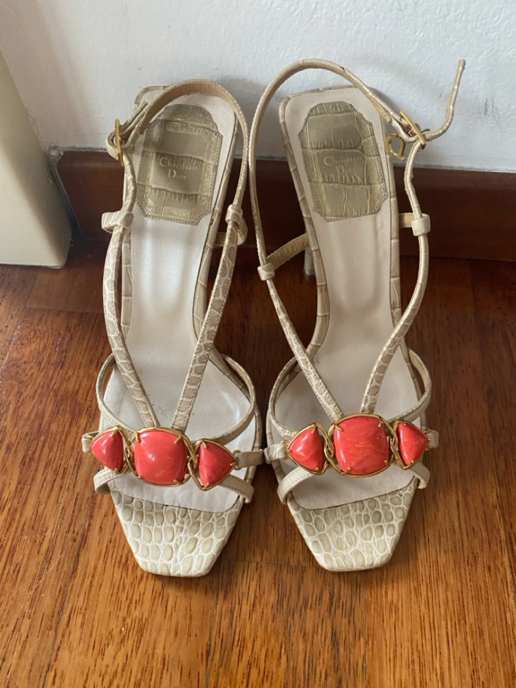 Christian Dior Sandales à bijoux en alligator