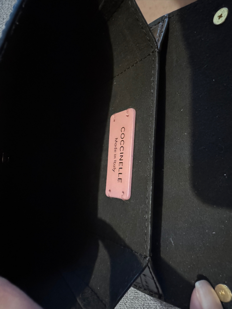 Coccinelle Black magic