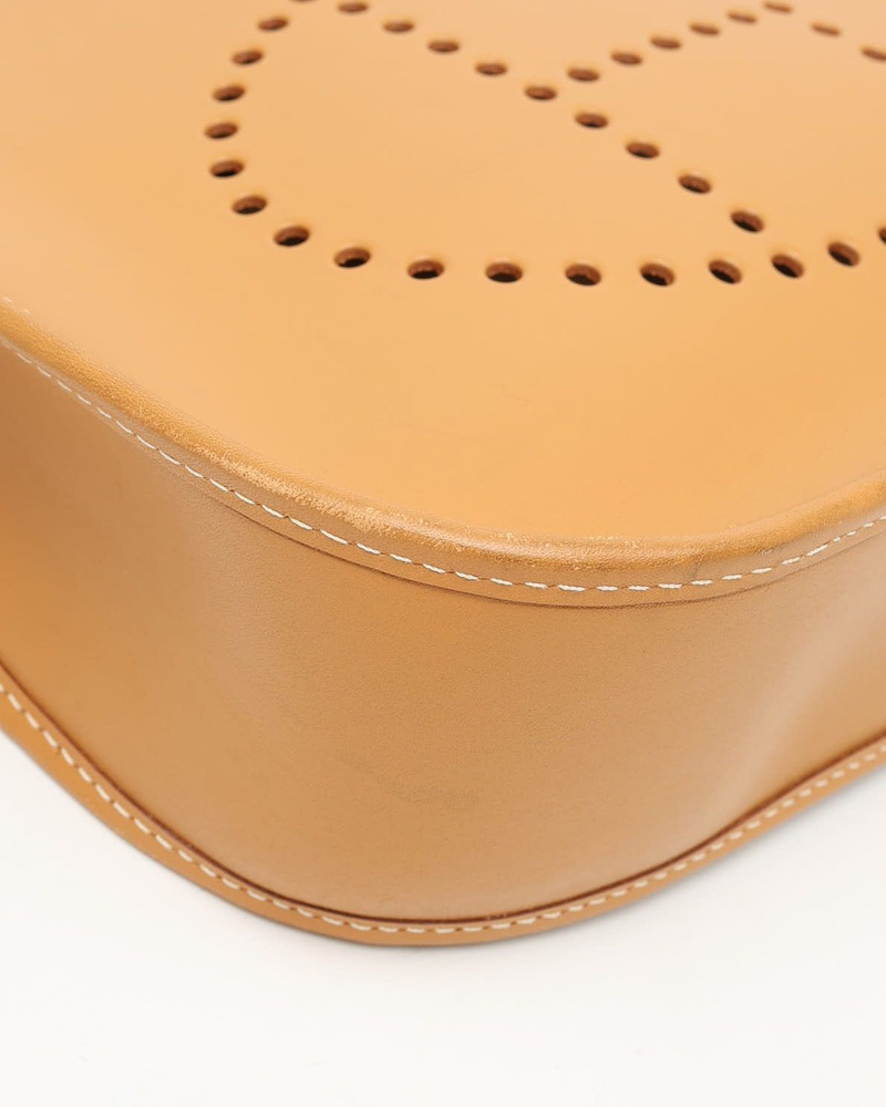 Hermès Vache Naturelle Evelyne PM Bag