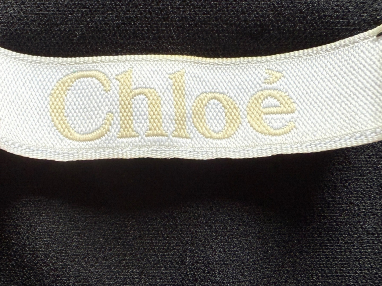Chloé Blouse gracieuse en soie drapée !