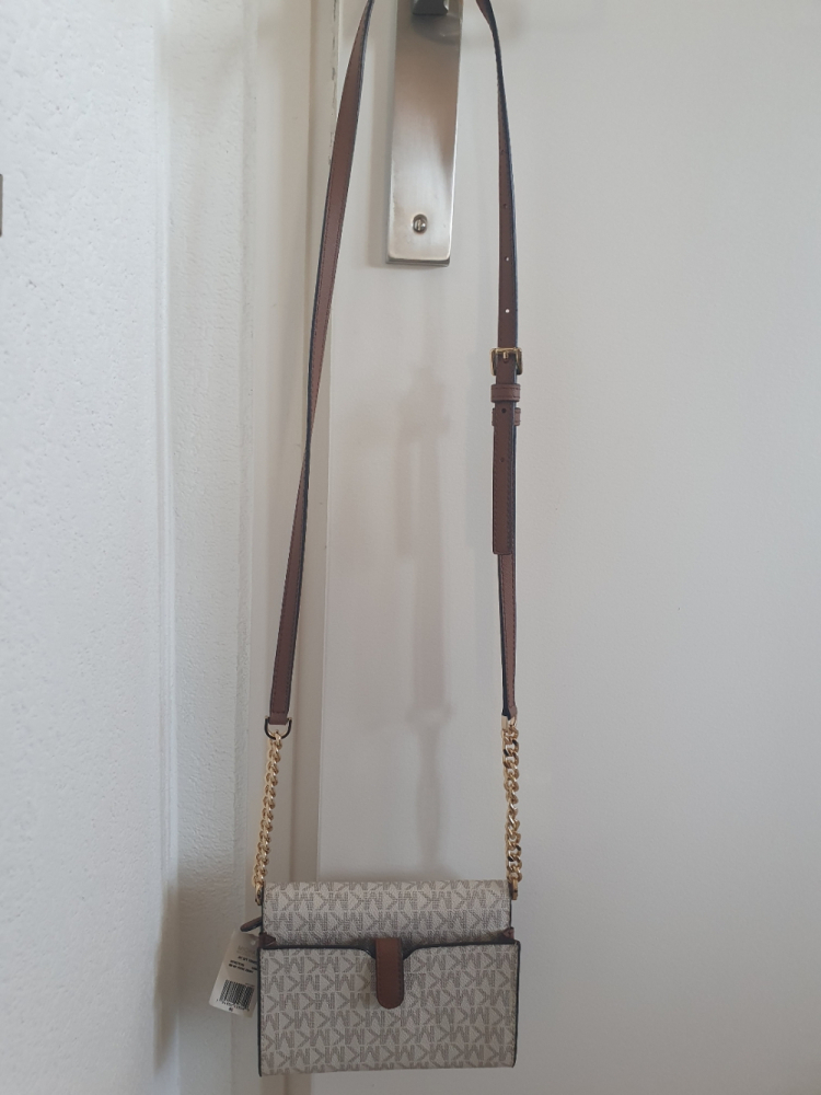 MICHAEL Michael Kors Jet Set Travel