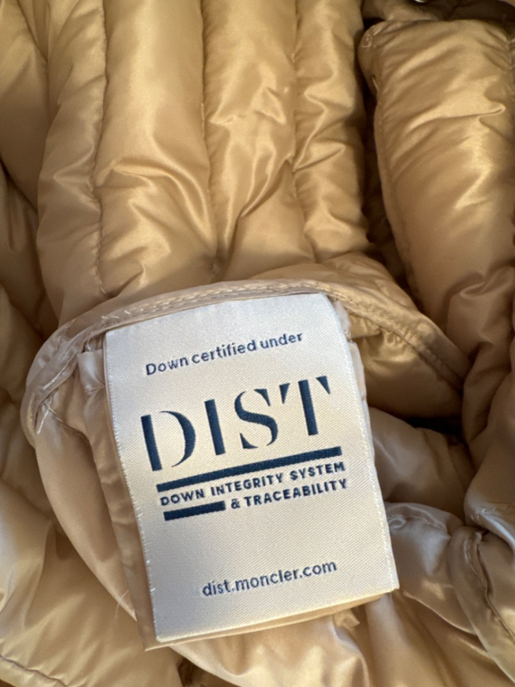 Moncler Leichter Daunenmantel