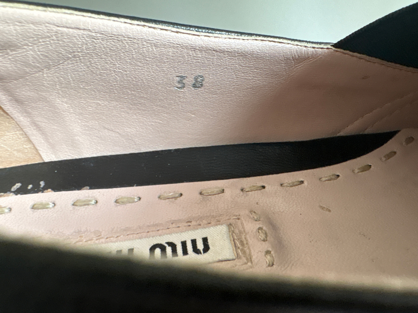 Miu Miu Schlüpfen Sie in Wohnungen