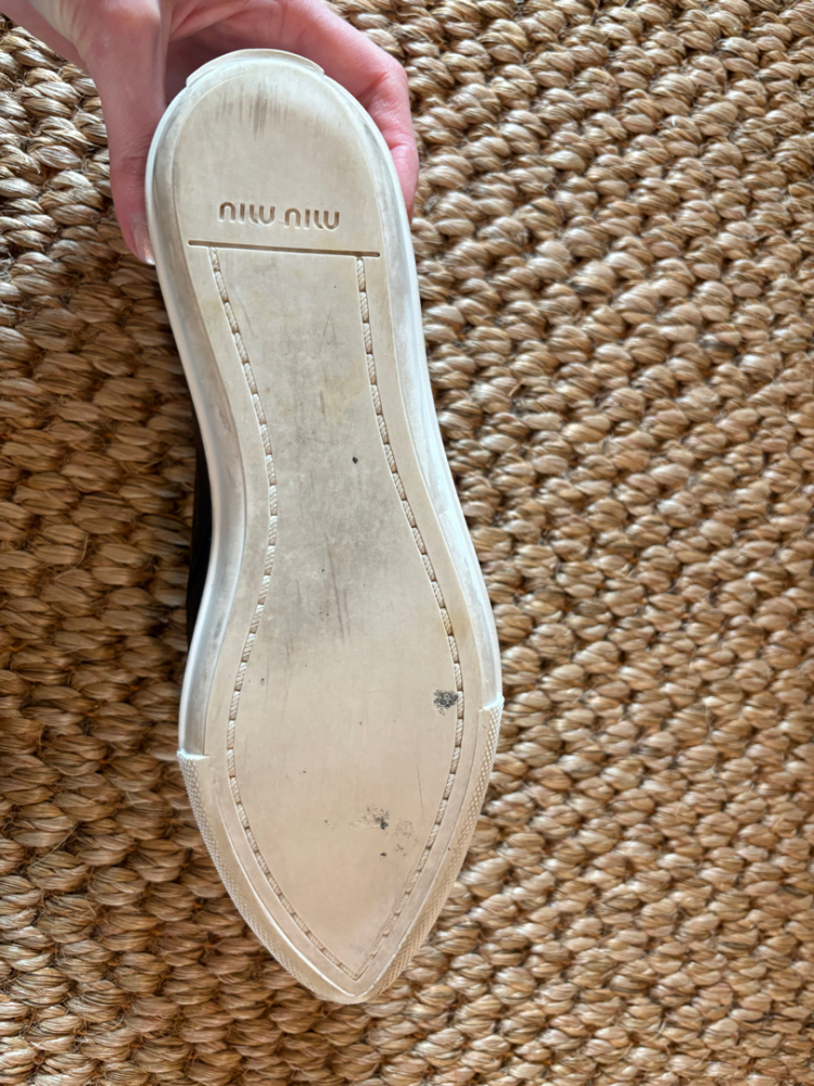 Miu Miu Schlüpfen Sie in Wohnungen