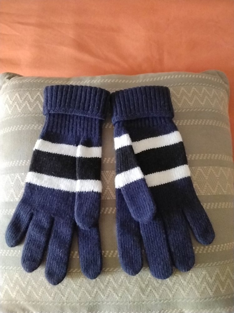 Lacoste Wollhandschuhe von Lacoste.