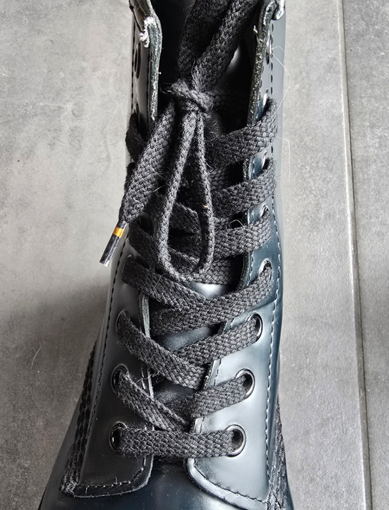 Dr. Martens Pascal 8