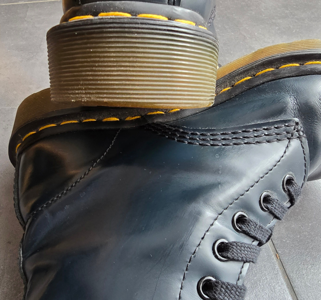 Dr. Martens Pascal 8