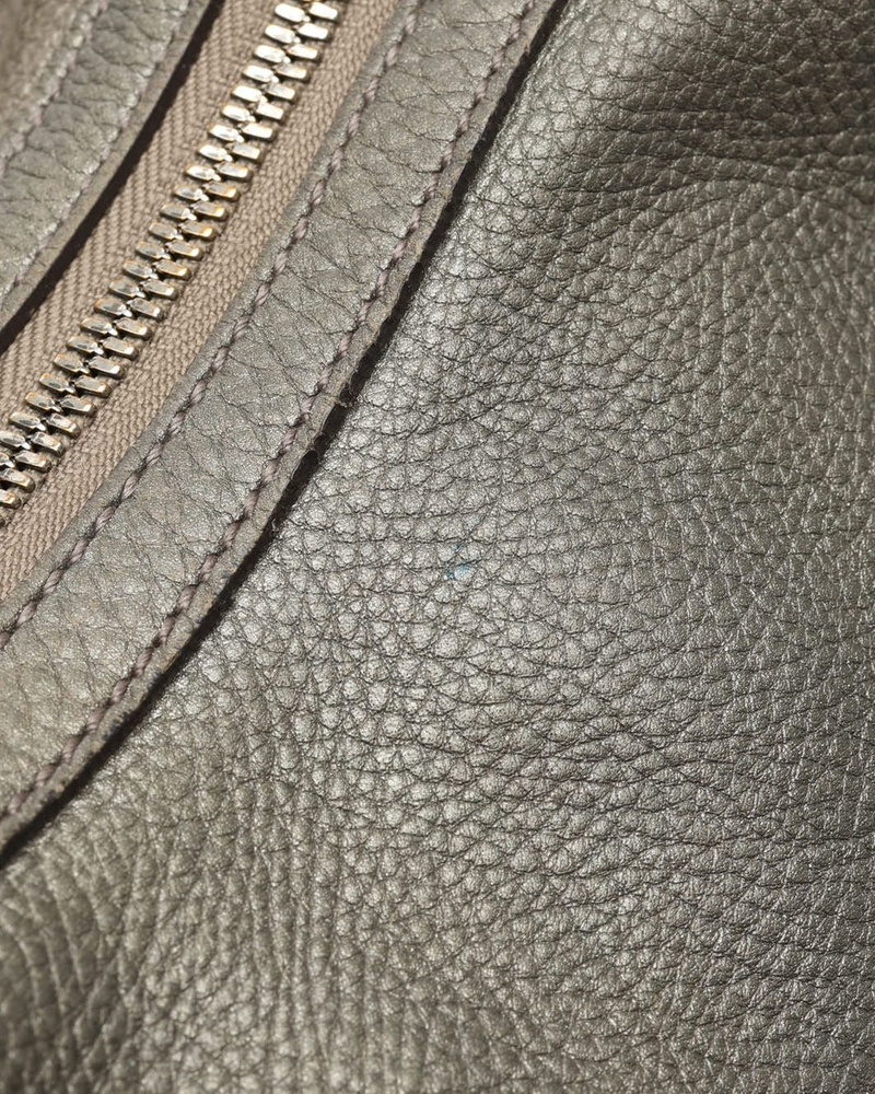 Gucci Soho Chain Tassel Hobo Bag