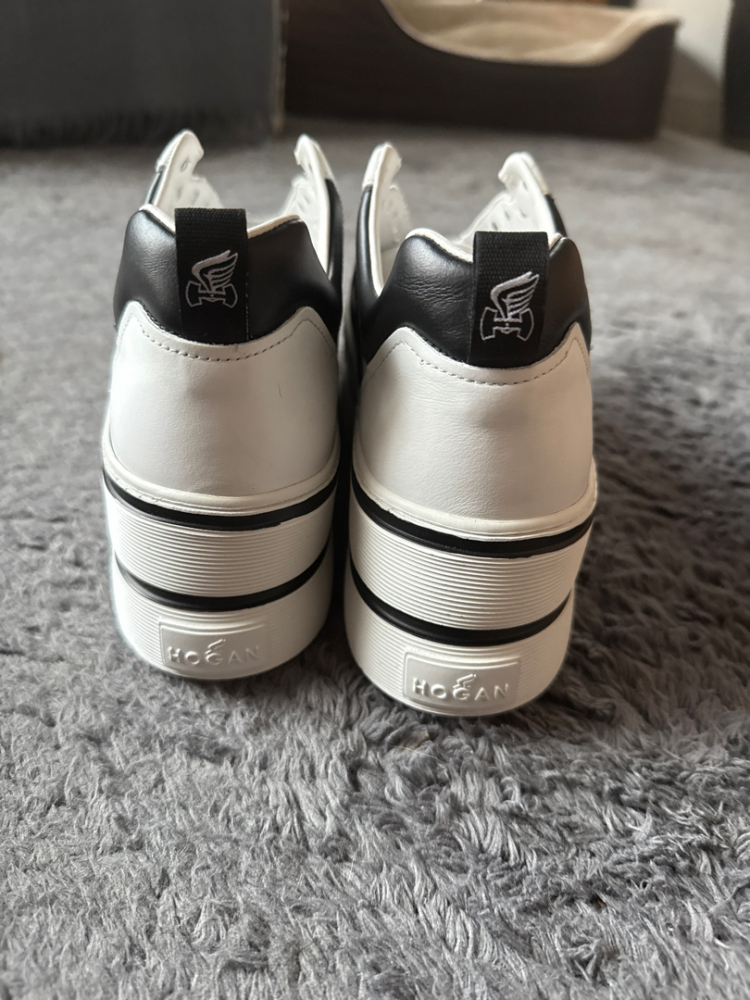 Hogan Maxi plateform noir et blanc