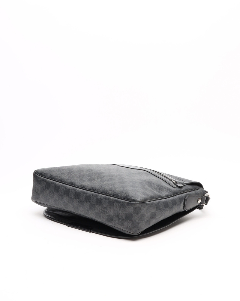 Louis Vuitton Damier Graphite Daniel MM Shoulder Bag