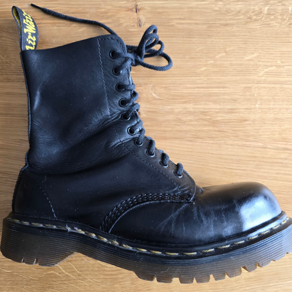 Dr. Martens 1490 10 Eye