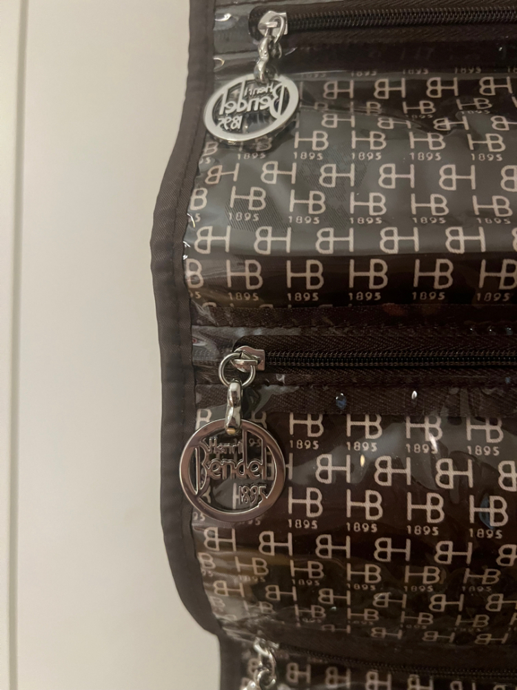Henri Bendel Trousse