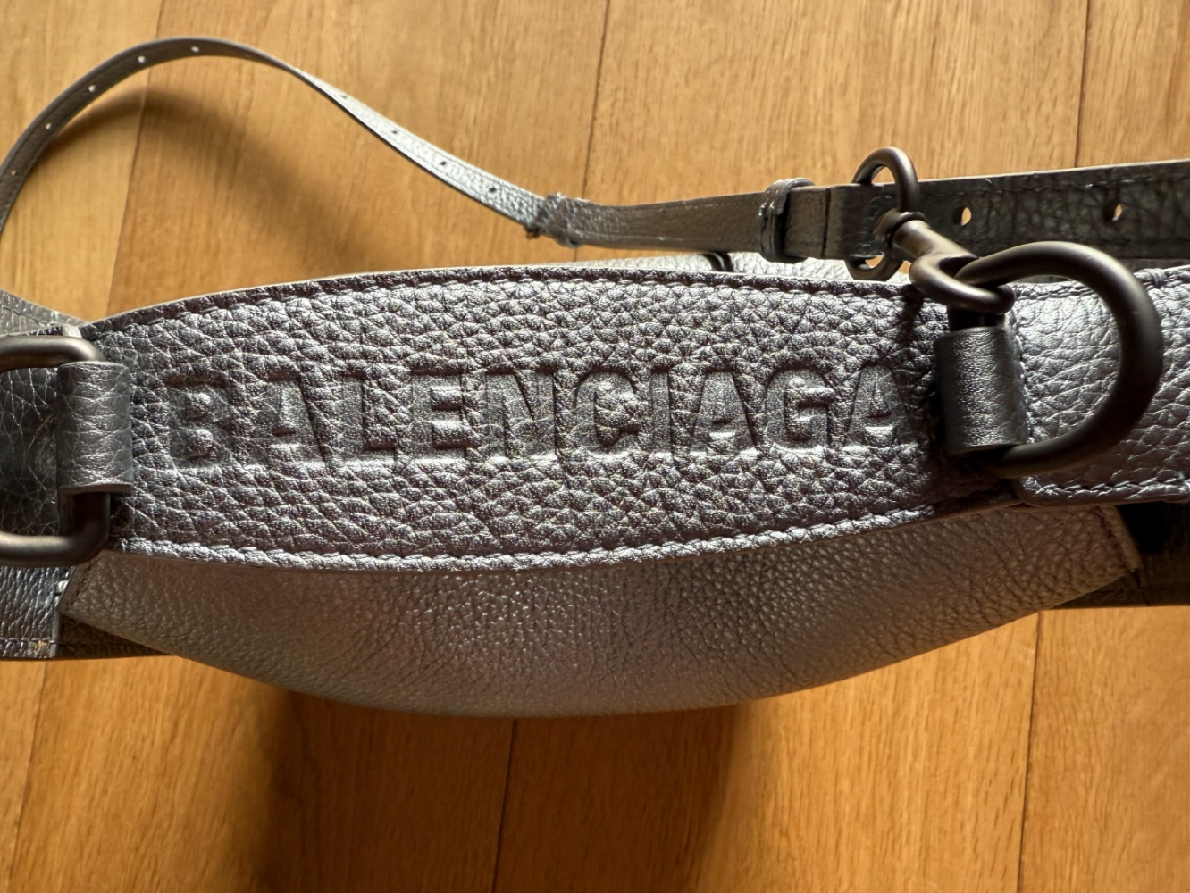 Balenciaga Tool 2.0 S bag !