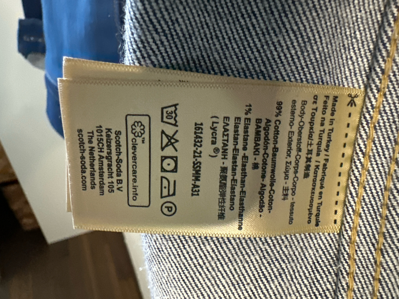 Scotch & Soda Jeansjacke mit goldenen Knöpfen und Reißverschluss