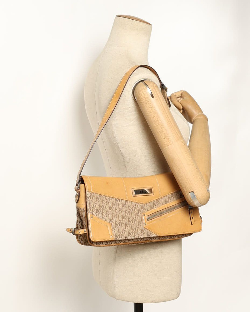 Christian Dior Street Chic Shoulder Bag