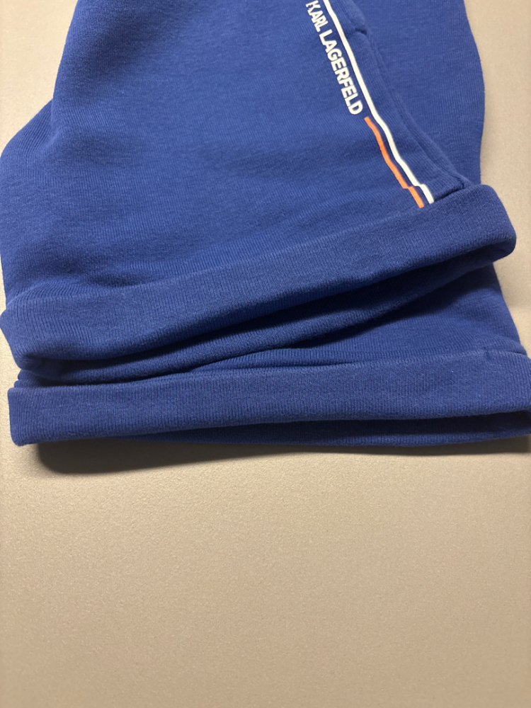 Karl Lagerfeld T-shirt et short