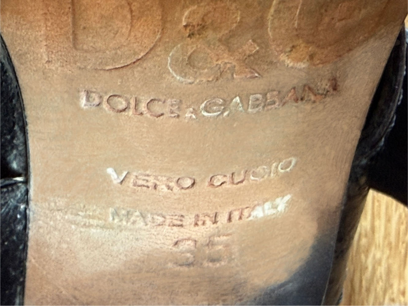 Dolce&Gabbana Strappy, sexy sandals!