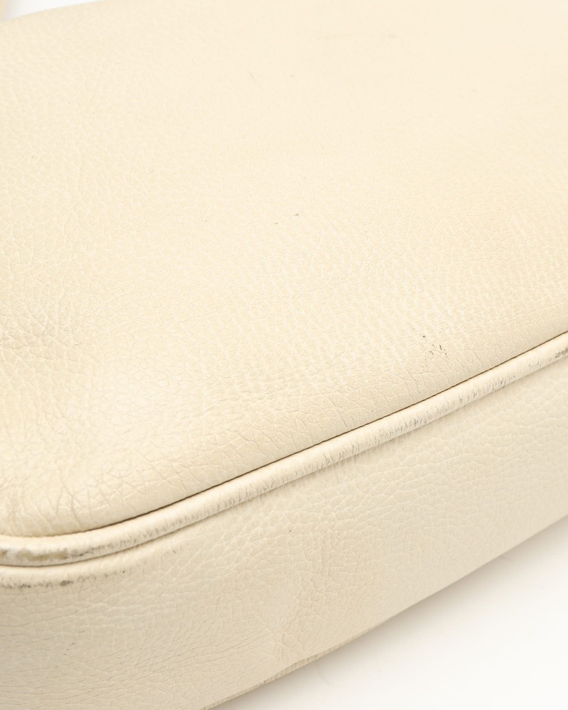 Gucci Logo Messenger Bag