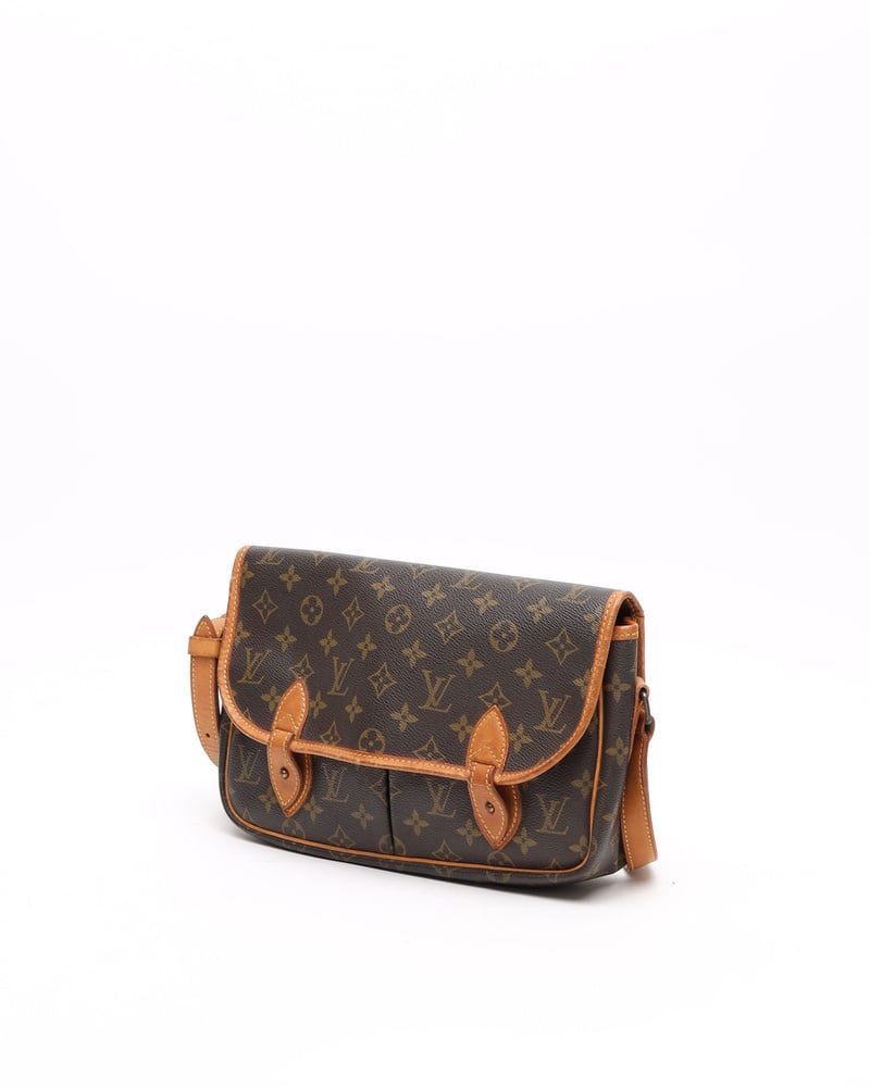 Louis Vuitton Monogram Gibeciere MM Bag