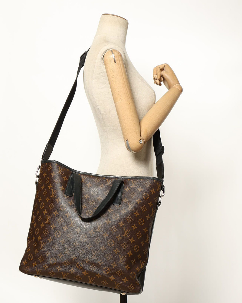 Louis Vuitton Macassar Davis Tote Bag