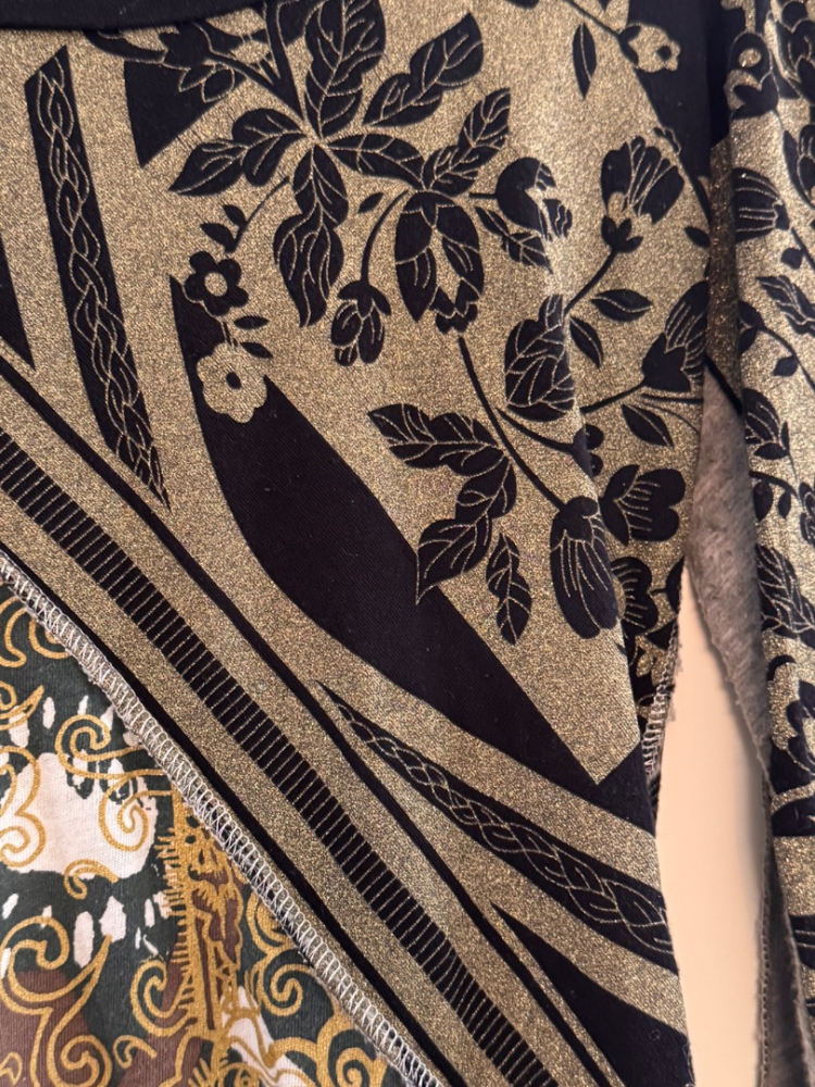 Custo Barcelona Black Label Parsley Motif long arm shirt