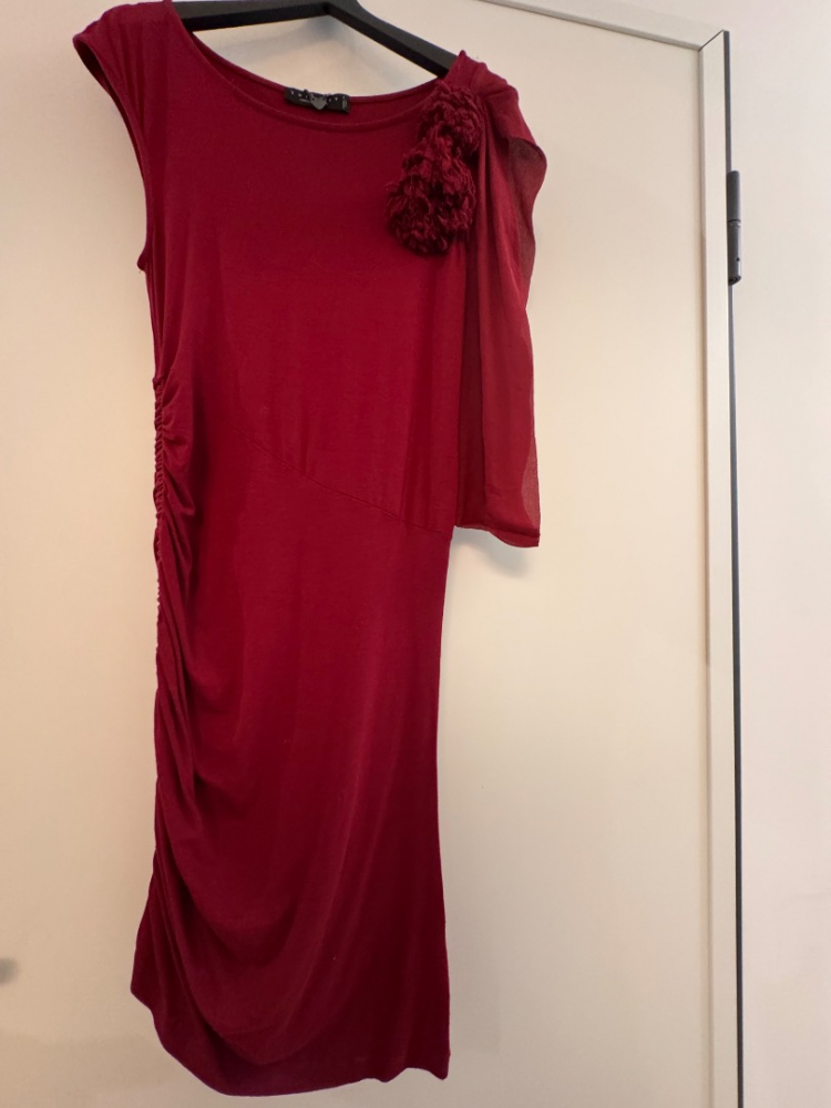 Twinset Robe élastique en maille brodée de fleurs avec empiècements en organza de soie