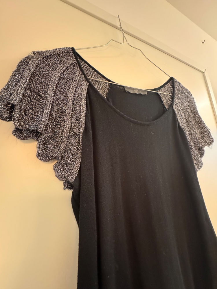 Alexander McQueen Robe tunique en lamé brodée à la main d'œillets