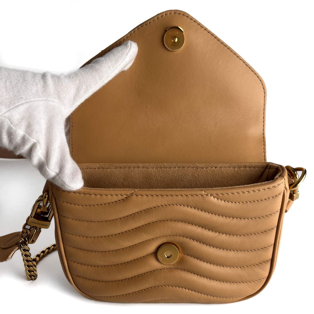 Louis Vuitton New Wave Multi-Pochette Leather 2-Ways Pouch Crossbody Beige
