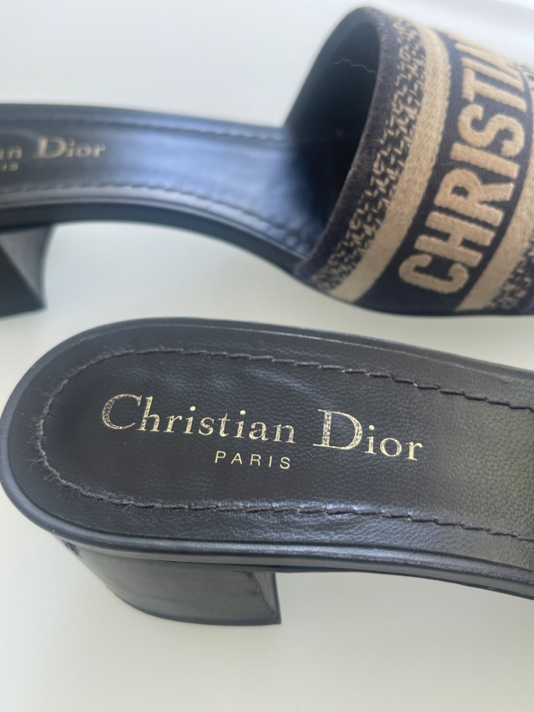 Christian Dior Chaussons