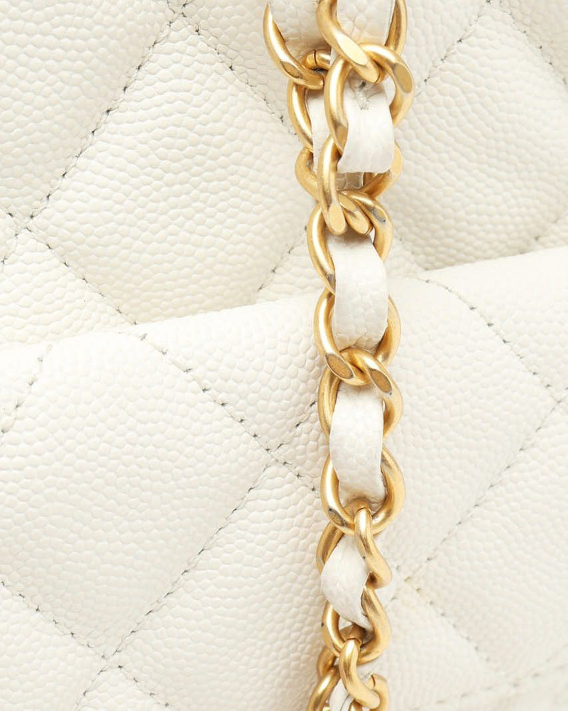 Chanel Caviar Medium Wavy CC Bag