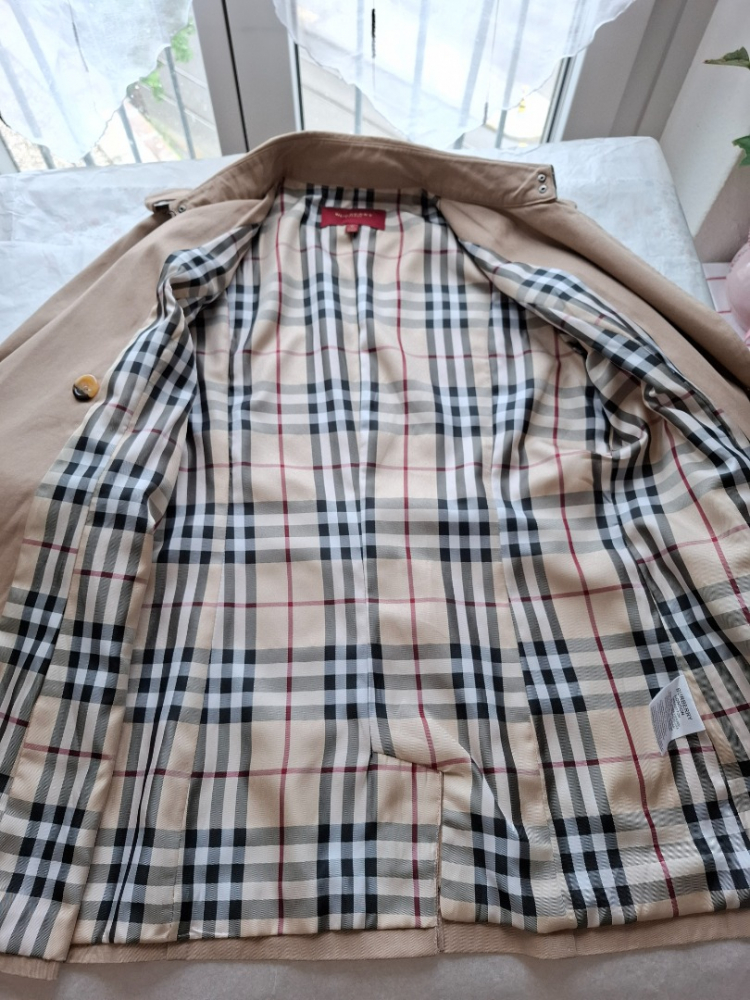 Burberry Trench coat