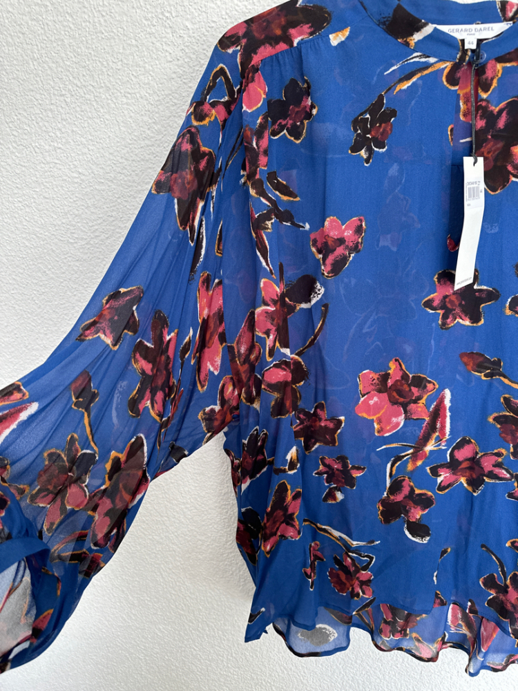 Gerard Darel Blumen im Kontrast