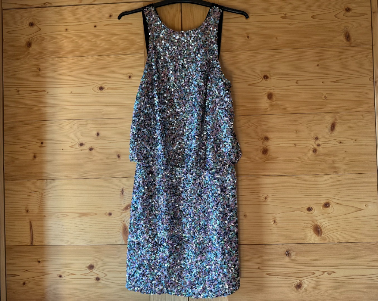 Emporio Armani Glittery pastel sequin minidress!