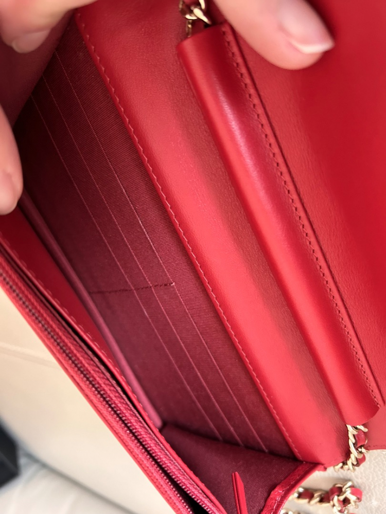 Chanel auf Kette Kamelie