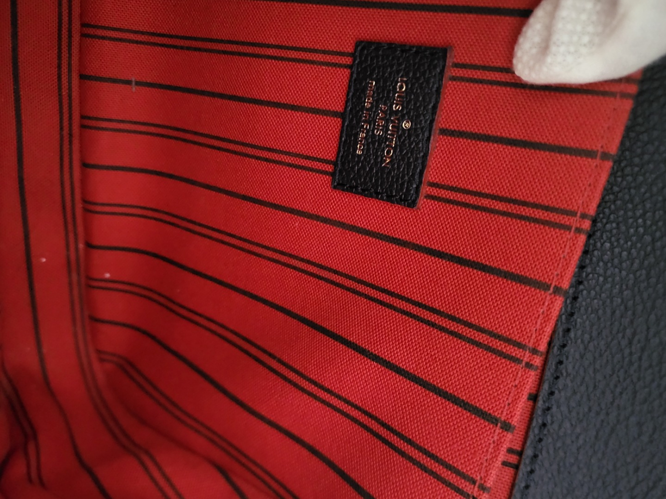 Louis Vuitton Vuitton Metis Bag